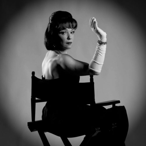 MIRROR_CRACKD_PROMO0006.00_00_02_16.Still001